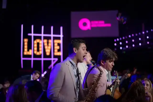 Photo of singer with trumpet